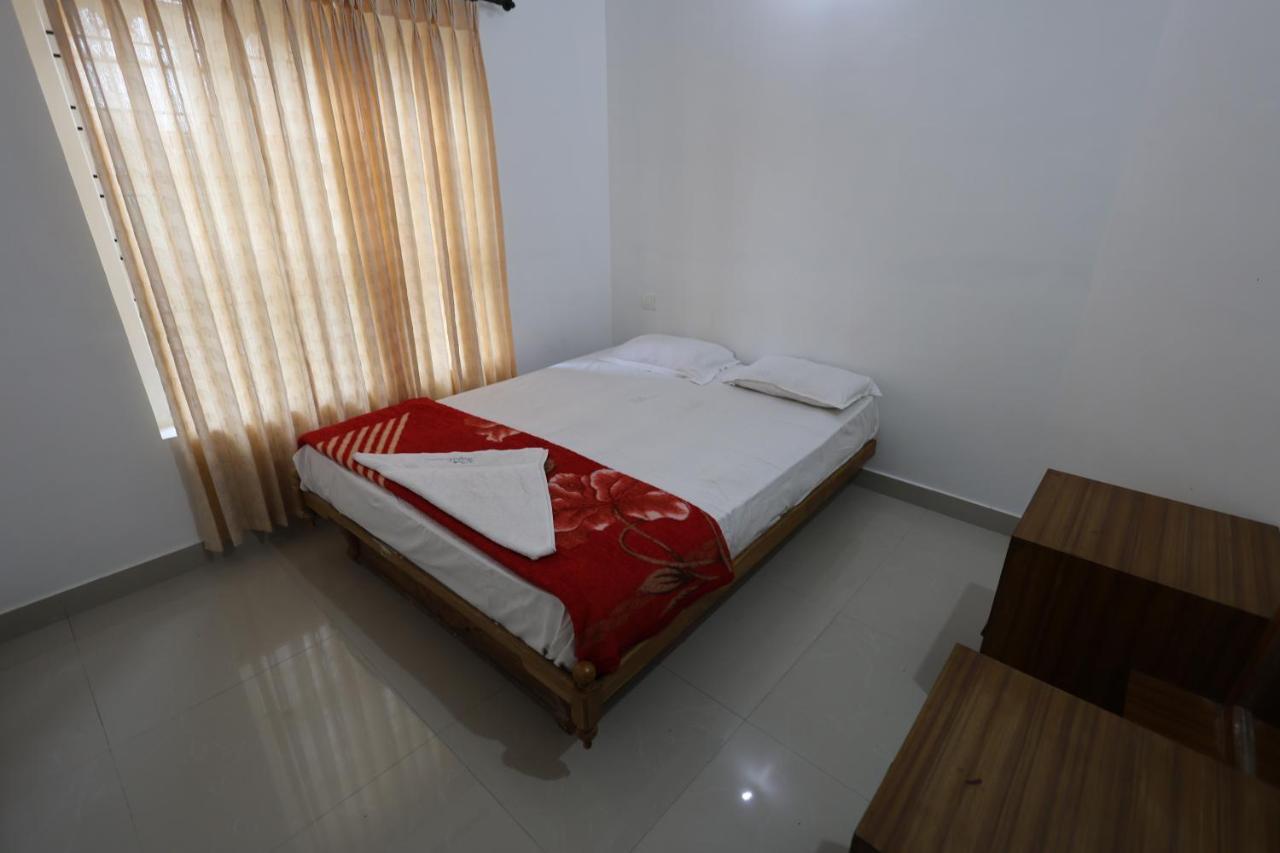 Wayanad Regal Residency Hotel Kalpatta Ngoại thất bức ảnh